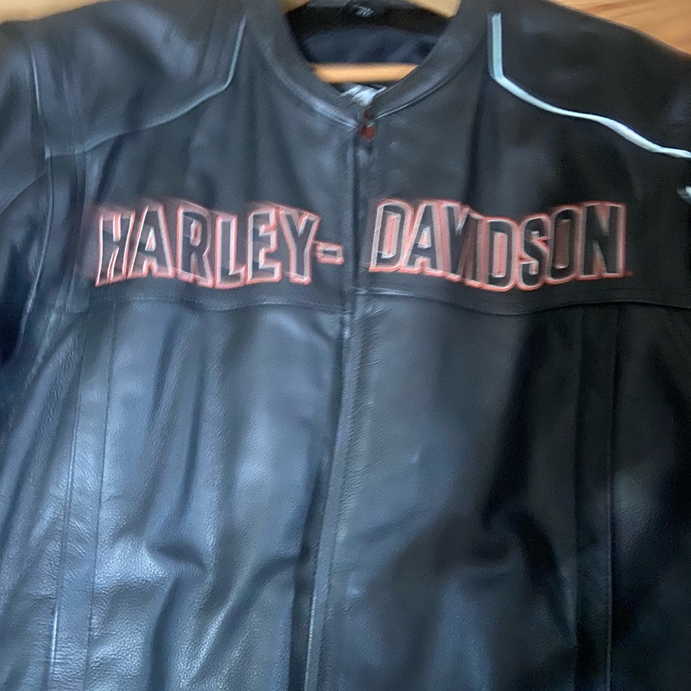 Harley-Davidson Black Performance Jacket with Red Branding